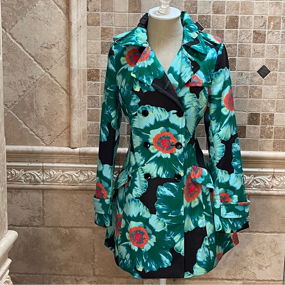 Banana Republic Jackets & Blazers - Banana Republic green floral trench coat